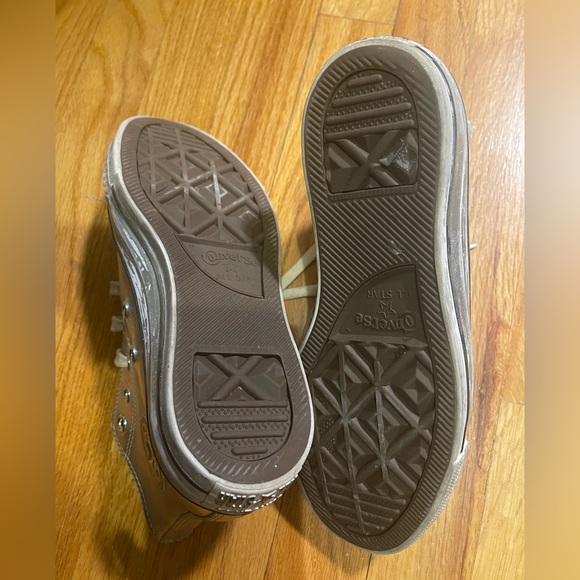 Shiny silver metal converse high top sneakers - Picture 2 of 3